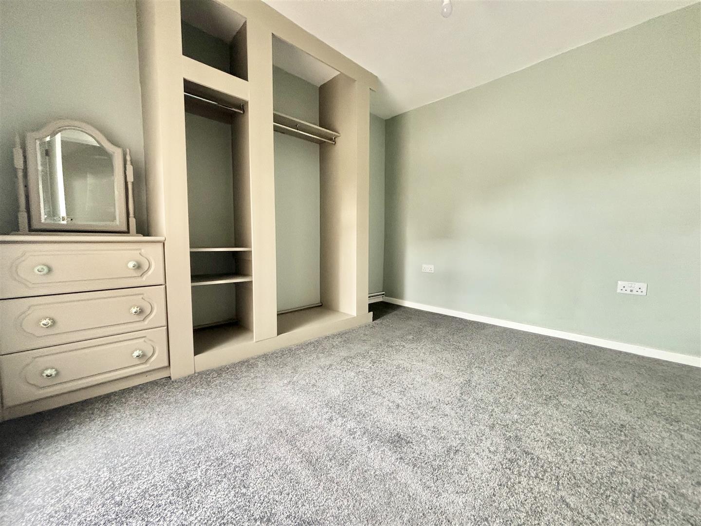 Bellevue, Penclawdd, Swansea, SA4 3YE
